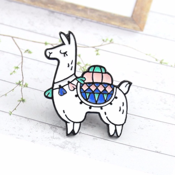 NEW Llama Alpaca Enamel Pin Brooch - Picture 3 of 4
